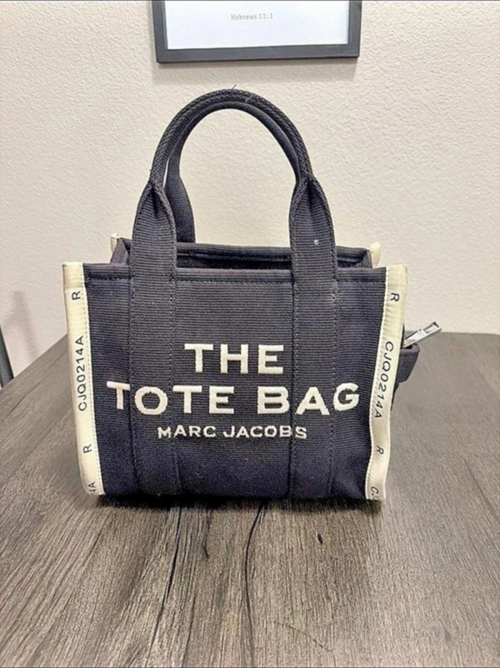Marc Jacobs The Micro Tote Bag in Black & White